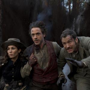Still of Jude Law Robert Downey Jr and Noomi Rapace in Serlokas Holmsas Seseliu zaidimas 2011