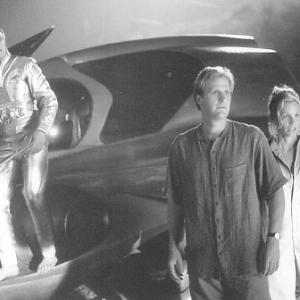 Still of Daryl Hannah Christopher Lloyd and Jeff Daniels in My Favorite Martian 1999