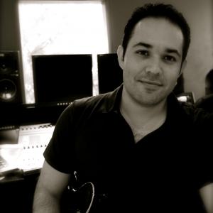 Jaime Cardona working at his recording studio