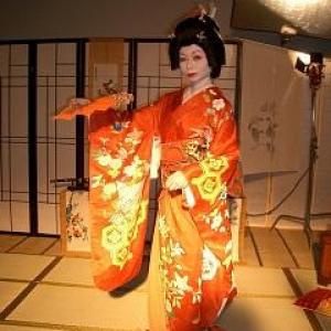 Sulinh Lafontaine as THE GEISHA in The Winter Butterfly