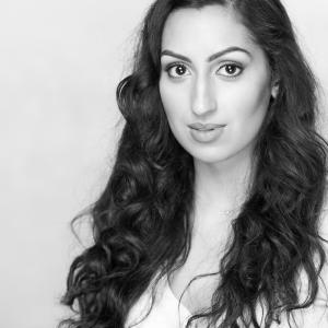 Shivali Bhammer - Acting Headshot