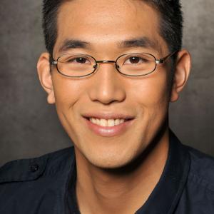 Jason J Lai