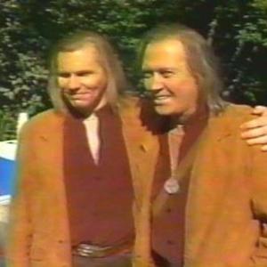 David Carradine and Michael Dawson on the Kung Fu The Legend Continues set 1993