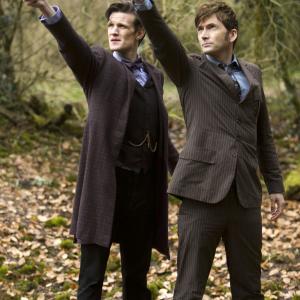 Still of David Tennant and Matt Smith in Doctor Who: The Day of the Doctor (2013)