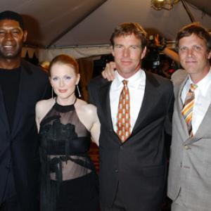 Julianne Moore Dennis Quaid Todd Haynes and Dennis Haysbert at event of Far from Heaven 2002