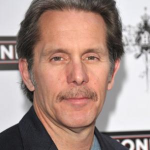 Gary Cole at event of The Joneses (2009)
