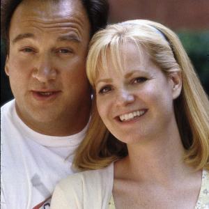 Still of James Belushi and Bonnie Hunt in Return to Me 2000