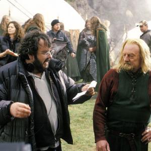 Peter Jackson and Bernard Hill in Ziedu Valdovas: Karaliaus sugrizimas (2003)