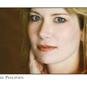 Official Headshot, Heidi Philipsen