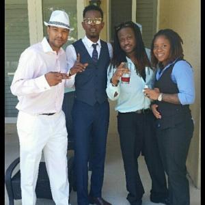 Me and a few of the cast members with @Patorankingfire Bob Marley's grandson on his music video shoot sponsored by Skyy Vodka.... ‪#‎entertainment‬ ‪#‎Inspiration‬ ‪#‎miami‬ ‪#‎Mansionparty‬ ‪#‎Mansion‬ ‪#‎party‬ ‪#‎SkyyVodka‬ ‪#‎Vodka‬ ‪#‎model‬ ‪#‎Caste