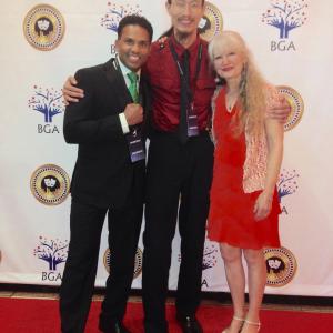 Insugent Walking the red carpet with nealu and Mis cyndie