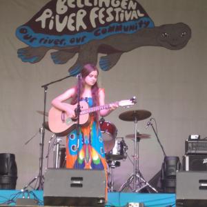 Bonnie Ferguson performing at the Bellingen River Festival
