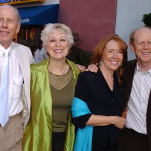 Ron Howard, Cheryl Howard, Rance Howard and Judy Howard at event of Cinderella Man (2005)