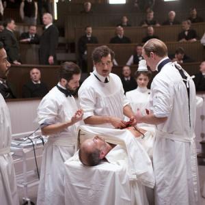 Andre Holland, Michael Angarano, Clive Owen, Louis Butelli, Eve Hewson, Jeremy Bobb, and Caitlin Johnston in The Knick