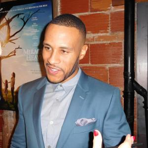 Dr. Diane Howard, interviewing DeVon Franklin (Producer, CEO Franklin Entertainment) on Red Carpet, Miracles From Heaven