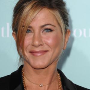 Jennifer Aniston at event of Hes Just Not That Into You 2009