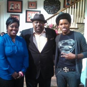 Sofea Watkins Nathan Davis Jr and Cedric the Entertainer on set 0f  The Soul Man
