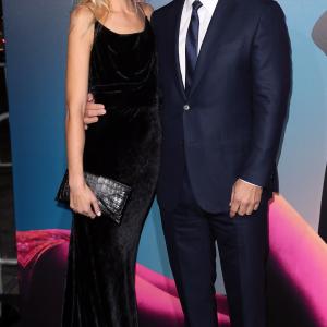 Josh Brolin and Kathryn Boyd at event of Zmogiska silpnybe 2014