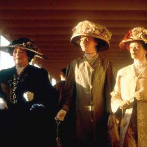 (L-R) Kathy Bates as Molly Brown, Rochelle Rose as the Countess of Rothes, and Frances Fisher as Ruth DeWitt Bukater in 