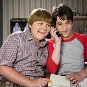 Still of Zachary Gordon and Robert Capron in Diary of a Wimpy Kid: Dog Days (2012)
