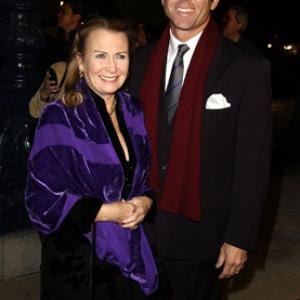 Maxwell Caulfield and Juliet Mills at event of Cikaga 2002