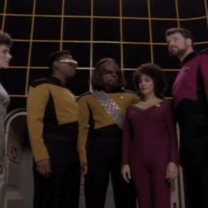 Still of Michael Dorn, Jonathan Frakes, Marina Sirtis, LeVar Burton and Angelina Fiordellisi in Star Trek: The Next Generation (1987)