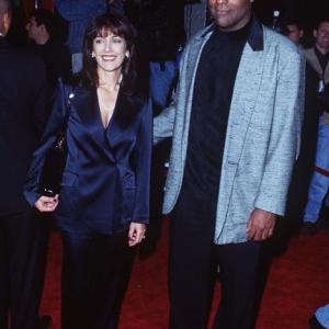 Michael Dorn and Marina Sirtis at event of Star Trek First Contact 1996