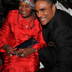 Rick Fox and Irma P Hall at event of Meet the Browns 2008