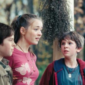 Still of Sarah Bolger and Freddie Highmore in The Spiderwick Chronicles 2008