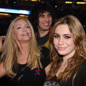 Shannon Tweed  Sophie  Nick at KISS 35 Alive Concerted at the Honda Center 112409