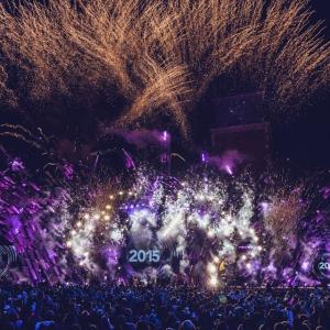 NEW YEAR'S EVE SHOW 2015 - 6H LIVE