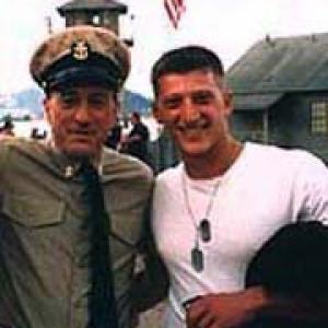 Robert DeNiro and Josh Feinman on the set of Men of Honor2000